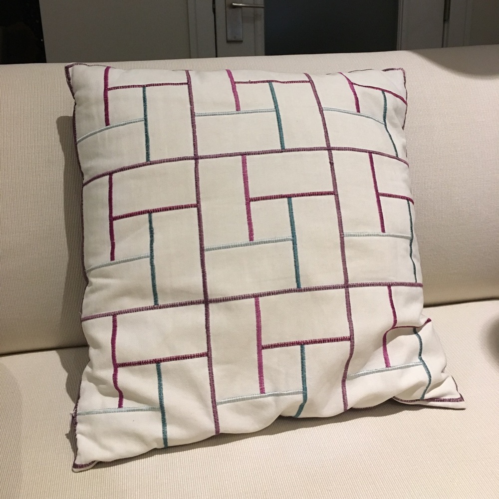 🍒 4/$30 Geometric cushion cover